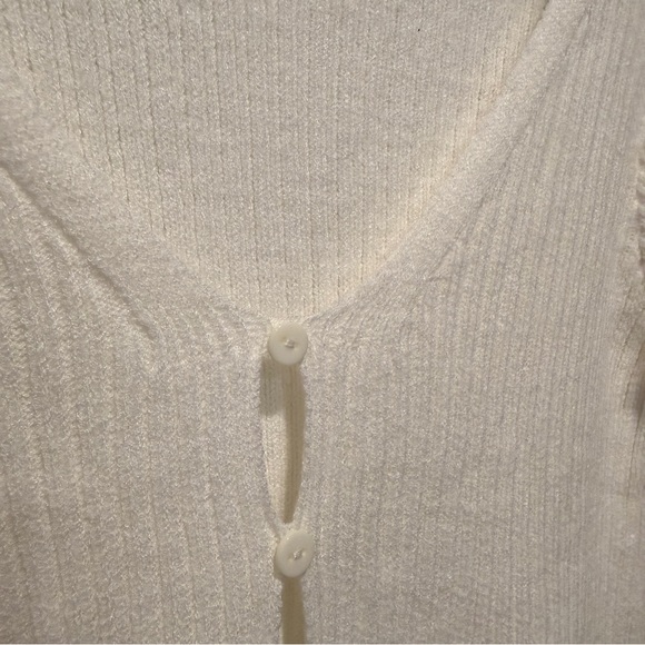 White Ribbed Button-Up Cardigan Top - Picture 5 of 8